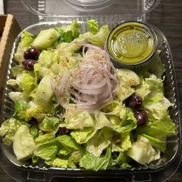 Vulcano Salad (amazing dressing)