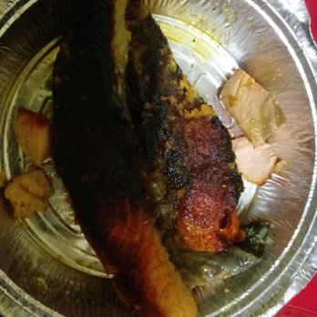 Tavares Restaurant - Salmon - Latin American Near Me - Brooklyn, New York