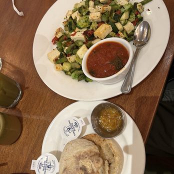 Meli Cafe - Tofu Scrambler (Eggless) - Breakfast & Brunch Near Me - Chicago, Illinois