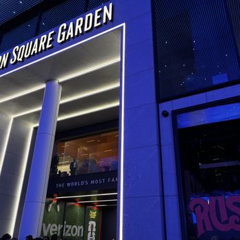 Madison Square Garden - Main entrance - Stadiums & Arenas Near Me - New York, New York Madison Square Garden - Main entrance - Stadiums & Arenas Near Me - New York, New York