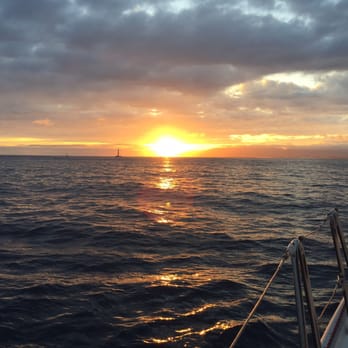 Sail Blue Hawaii - Tours Near Me - Honolulu, Hawaii Sail Blue Hawaii - Tours Near Me - Honolulu, Hawaii