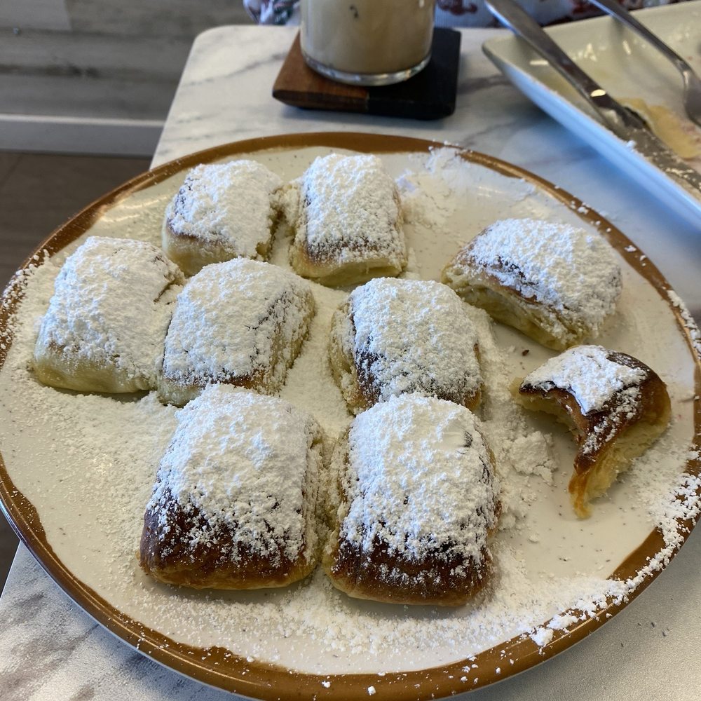 Cafe Flore - Fresh Beignets! - Breakfast & Brunch Near Me - Fort Myers, Florida Cafe Flore - Fresh Beignets! - Breakfast & Brunch Near Me - Fort Myers, Florida