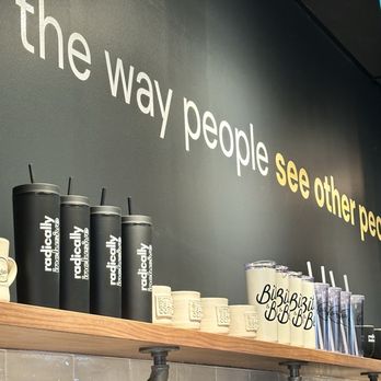 Bitty & Beau's - Coffee & Tea Near Me - Upper Arlington, Ohio