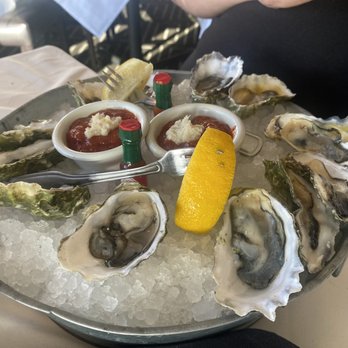 Chart House - Oysters-4 stars - Seafood Near Me - Redondo Beach, California