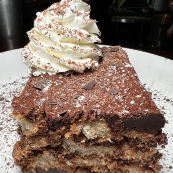 Arugula Bistro & Bar - Mediterranean Near Me - West Hartford, Connecticut