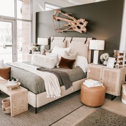 LA Studio & Home Decor