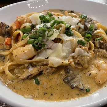 TWO60 Kitchen + Bar - Shrimp and Chicken Alfredo - New American Near Me - Fairfield, California TWO60 Kitchen + Bar - Shrimp and Chicken Alfredo - New American Near Me - Fairfield, California