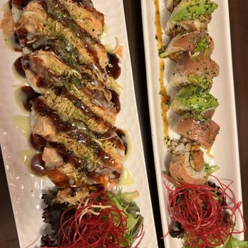Hanaya Japanese Restaurant - Salmon mountain roll - Japanese Near Me - Surrey, British Columbia