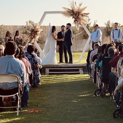 The Hoffmann's Wedding & Event Center - Hoffman's Wedding and Event center, corner ceremony