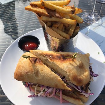 Vina Robles  - Spicy chicken sandwich - Wineries Near Me - Paso Robles, California