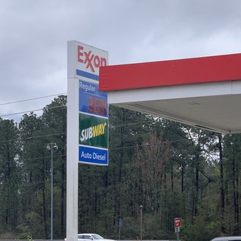 Exxon - a gas station - Convenience Stores Near Me - Saraland, Alabama