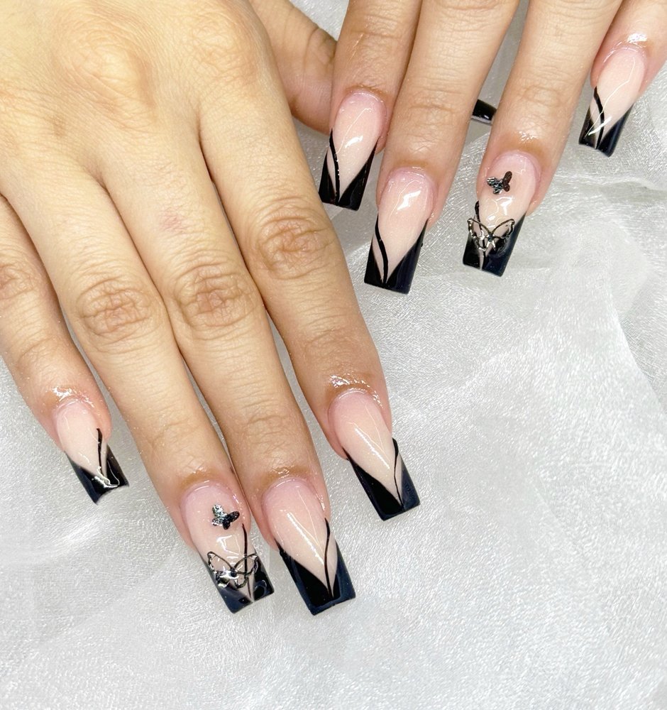 Vienna Nails & Lashes