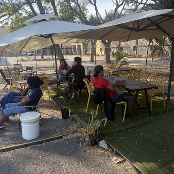 Lull Cafe - Outdoor seating - Breakfast & Brunch Near Me - Tampa, Florida