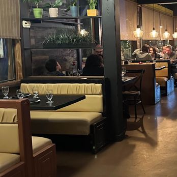 The Walnut Tavern Bar & Grill - New American Near Me - Berkeley, California The Walnut Tavern Bar & Grill - New American Near Me - Berkeley, California
