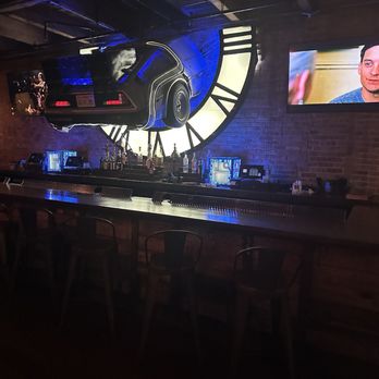 Headquarters Beercade River North - Bars Near Me - Chicago, Illinois