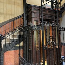 Hotel Catalonia El Pilar - Historic Details