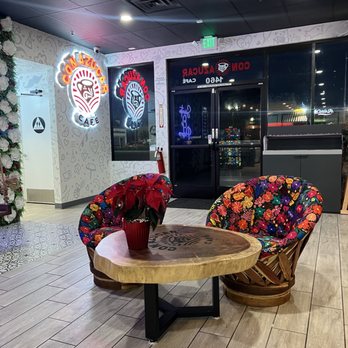 Con Azucar Cafe - sitting area - Coffee & Tea Near Me - Manteca, California Con Azucar Cafe - sitting area - Coffee & Tea Near Me - Manteca, California