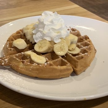 Broken Yolk Cafe - Waffle w/ bananas - American Near Me - Glendora, California
