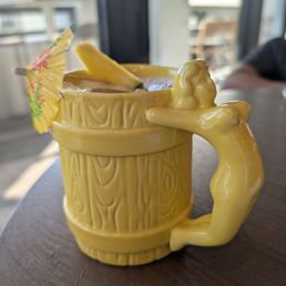 Yellow Betty cocktail