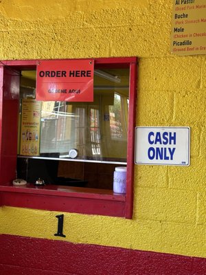 El Paisa Taqueria by null