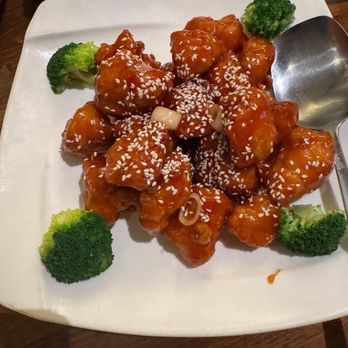 Mama Wong - Asian Fusion Near Me - Exton, Pennsylvania