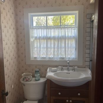 Jaycob's wallpapers - Bathroom. - Wallpapering Near Me Jaycob's wallpapers - Bathroom. - Wallpapering Near Me