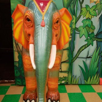 FunVille Playground and Cafe Chesapeake - The decorations are pretty neat for the jungle theme! - Cafes Near Me - Chesapeake, Virginia FunVille Playground and Cafe Chesapeake - The decorations are pretty neat for the jungle theme! - Cafes Near Me - Chesapeake, Virginia