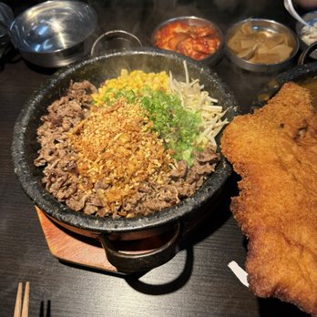 Dawa Kitchen - BEEF BELLY 우삼겹돌솥 - Korean Near Me - Garden grove, California Dawa Kitchen - BEEF BELLY 우삼겹돌솥 - Korean Near Me - Garden grove, California