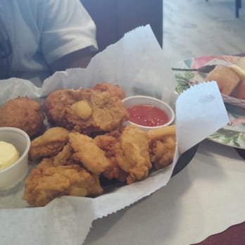 Whale's Tale - Seafood Near Me - Mount Dora, Florida Whale's Tale - Seafood Near Me - Mount Dora, Florida