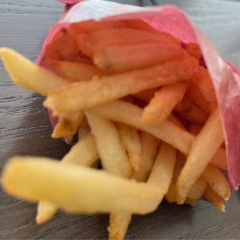 Duchess - Small Fries - Sandwiches Near Me - Darien, Connecticut Duchess - Small Fries - Sandwiches Near Me - Darien, Connecticut