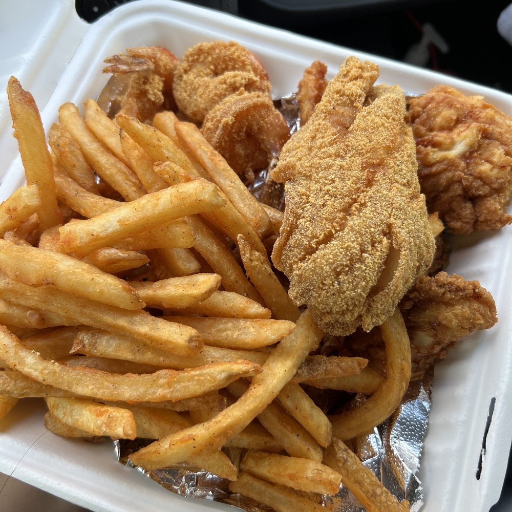 Rosa Lee's Home Kitchen - Fish, Shrimp and Chicken Platter - Fried Fish, 5 Shrimp, 3pc Chicken Tenders with 1 Reg. Side - Food Trucks Near Me - Jacksonville, Florida Rosa Lee's Home Kitchen - Fish, Shrimp and Chicken Platter - Fried Fish, 5 Shrimp, 3pc Chicken Tenders with 1 Reg. Side - Food Trucks Near Me - Jacksonville, Florida