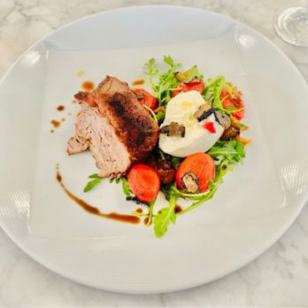 Paris Valley Road Estate Winery - Filet mignon - Wineries Near Me - Paso Robles, California