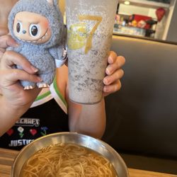 Pho 7 & Bubble Tea - Oro ice cream shake