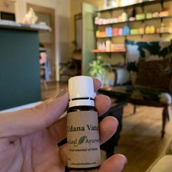 New Leaf Ayurveda - Magical and sweet smelling oil blend, perfect for my body's current state