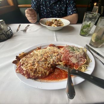 Marro's Italian Restaurant - Chicken parmigiana - Italian Near Me - Saugatuck, Michigan
