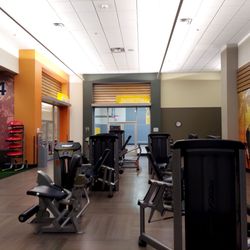 LA Fitness - Machines, cleaness