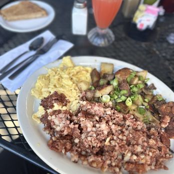 Bert's Diner - Corn beef hash! - Diners Near Me - Elk Grove, California Bert's Diner - Corn beef hash! - Diners Near Me - Elk Grove, California
