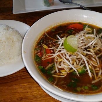 Papaya - Beef Stew Rice Noodle Soup. - Vietnamese Near Me - Renton, Washington