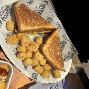 Ford's Garage Plano - Burnt ends sammich - Burgers Near Me - Plano, Texas Ford's Garage Plano - Burnt ends sammich - Burgers Near Me - Plano, Texas