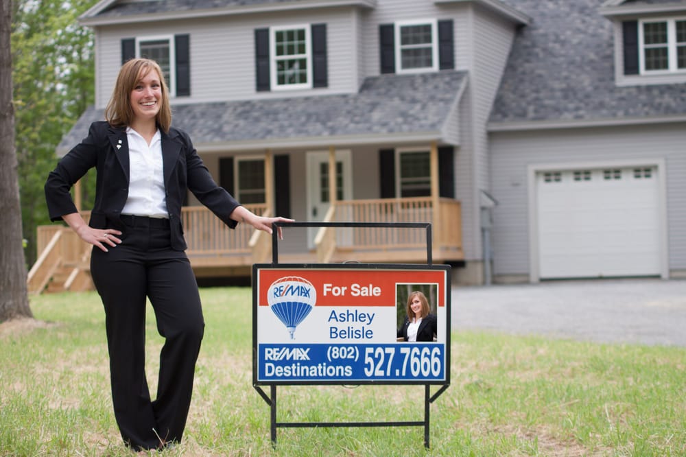 ASHLEY BELISLERE/MAX DESTINATIONS Contact Agent 40 Kingman St, St