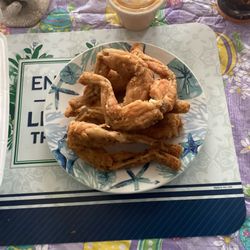 Caplinger's Fresh Catch Seafood Kitchen - Fried Frog Legs on a plate