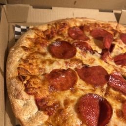 Pepperoni pizza Pepperoni pizza