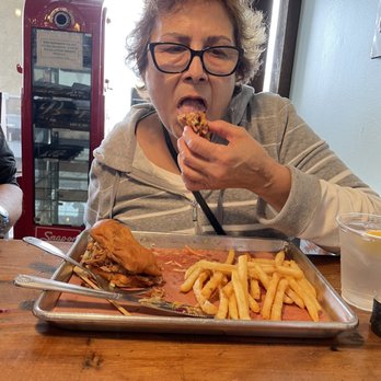 Badlands BBQ - Barbeque Near Me - Norco, California