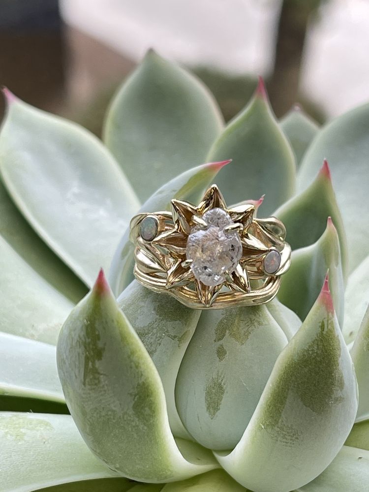 ROSE CITY JEWELRY & GOLDSMITHING Updated September 2024 13 Photos 8800 SE Sunnyside Rd