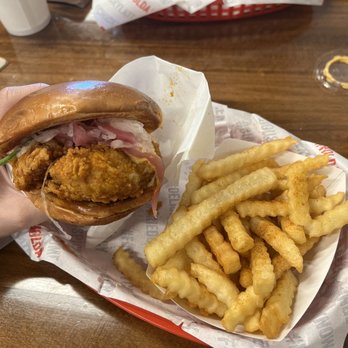 Holdaak Fried Chicken - Chicken Shop Near Me - Orange, California