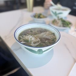 P6 beef shank pho