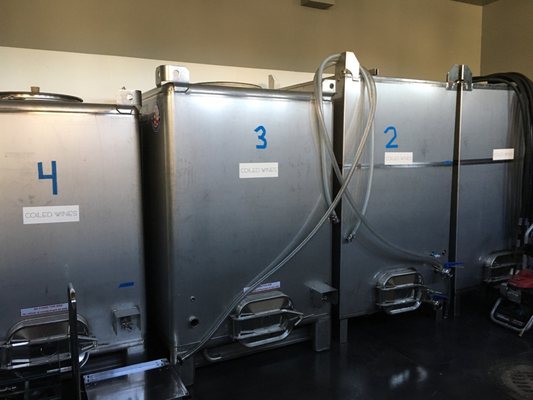 Coiled Wines by null