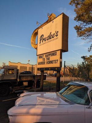 Preslee's by null