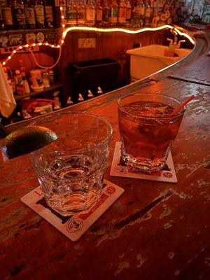 Rossi's by null