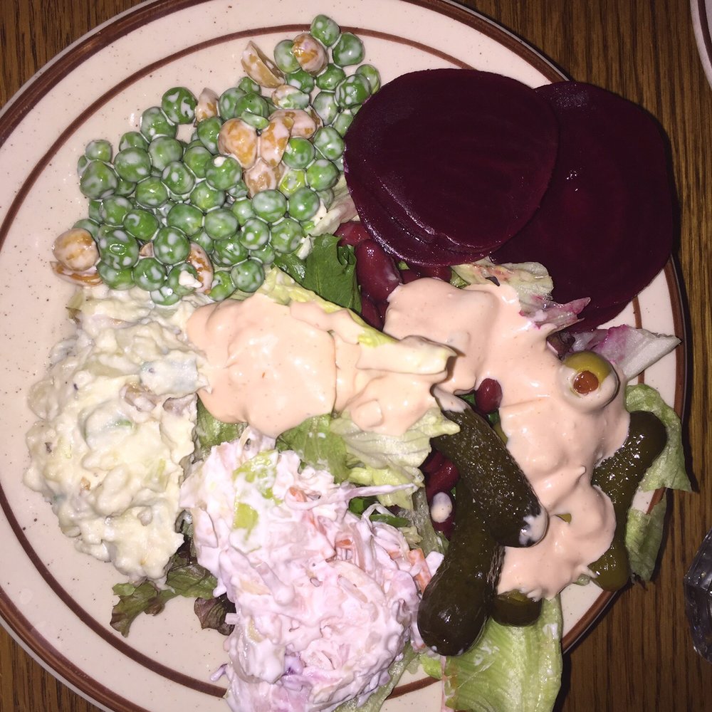 DJ'S Restaurant - Salad bar fare at DJs - American Near Me - Ludlow, Vermont